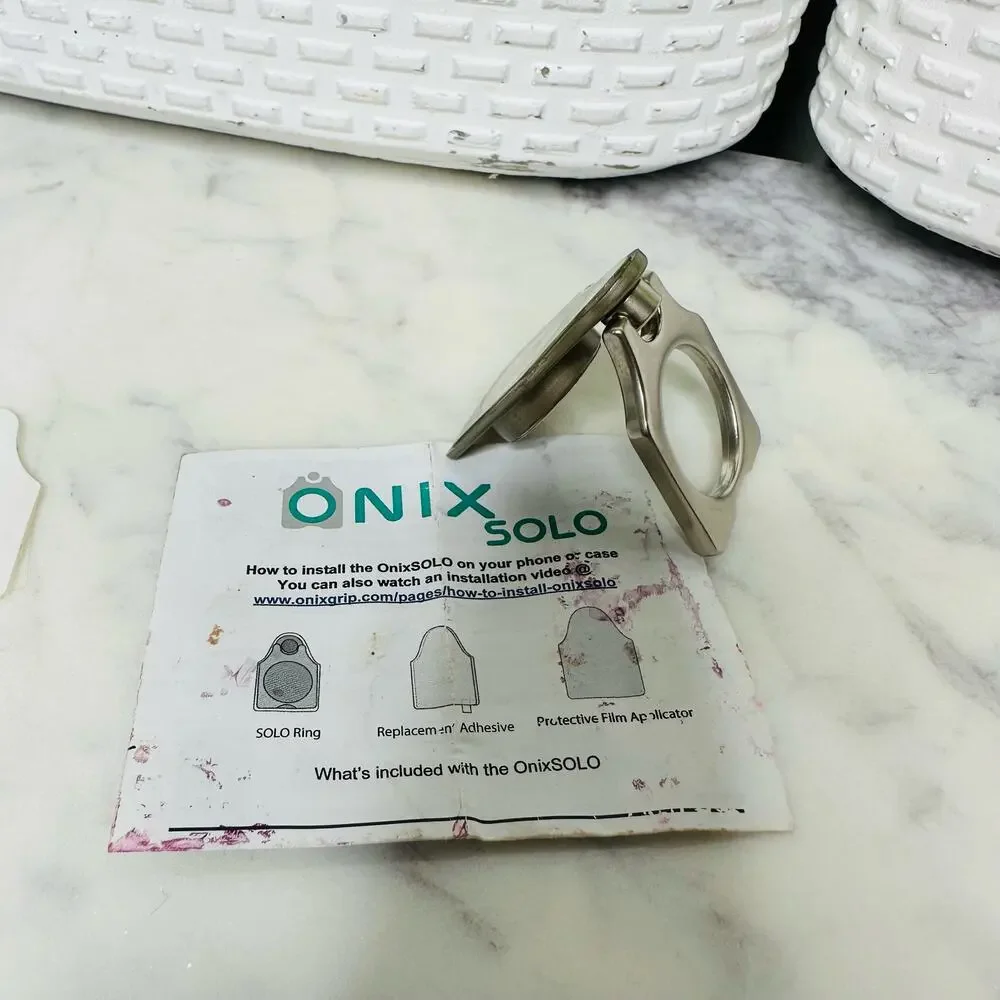 OnixSOLO - SILVER Magnetic Phone Ring